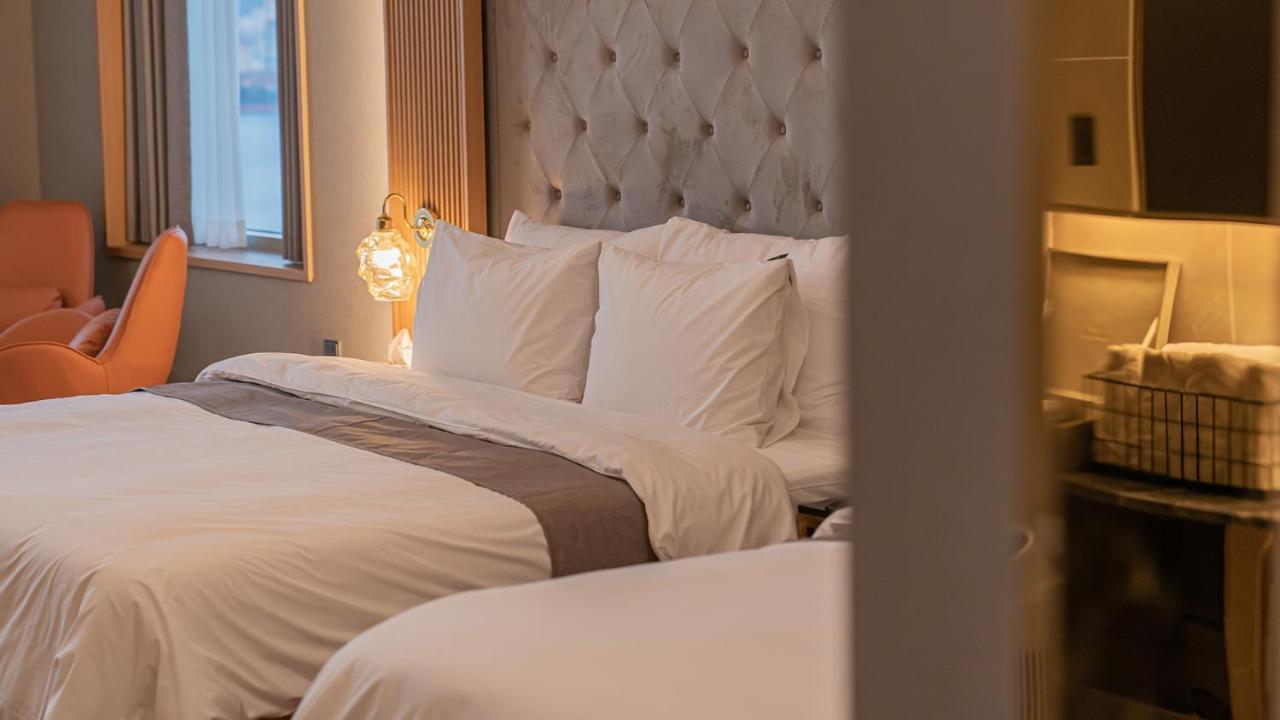 Yeongdo Grandbern Hotel ปูซาน ภายนอก รูปภาพ