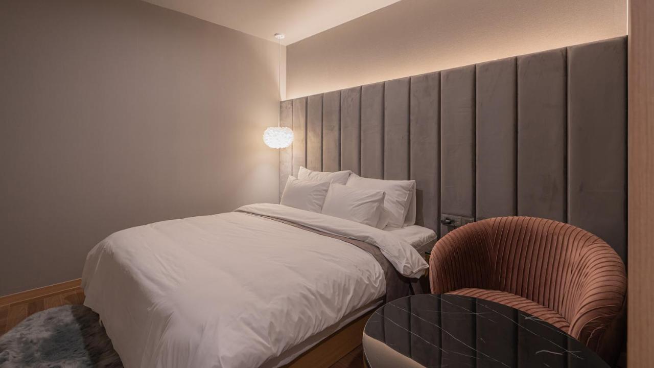 Yeongdo Grandbern Hotel ปูซาน ภายนอก รูปภาพ