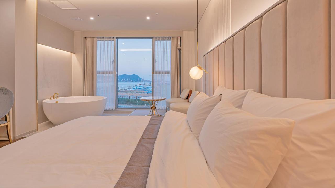 Yeongdo Grandbern Hotel ปูซาน ภายนอก รูปภาพ